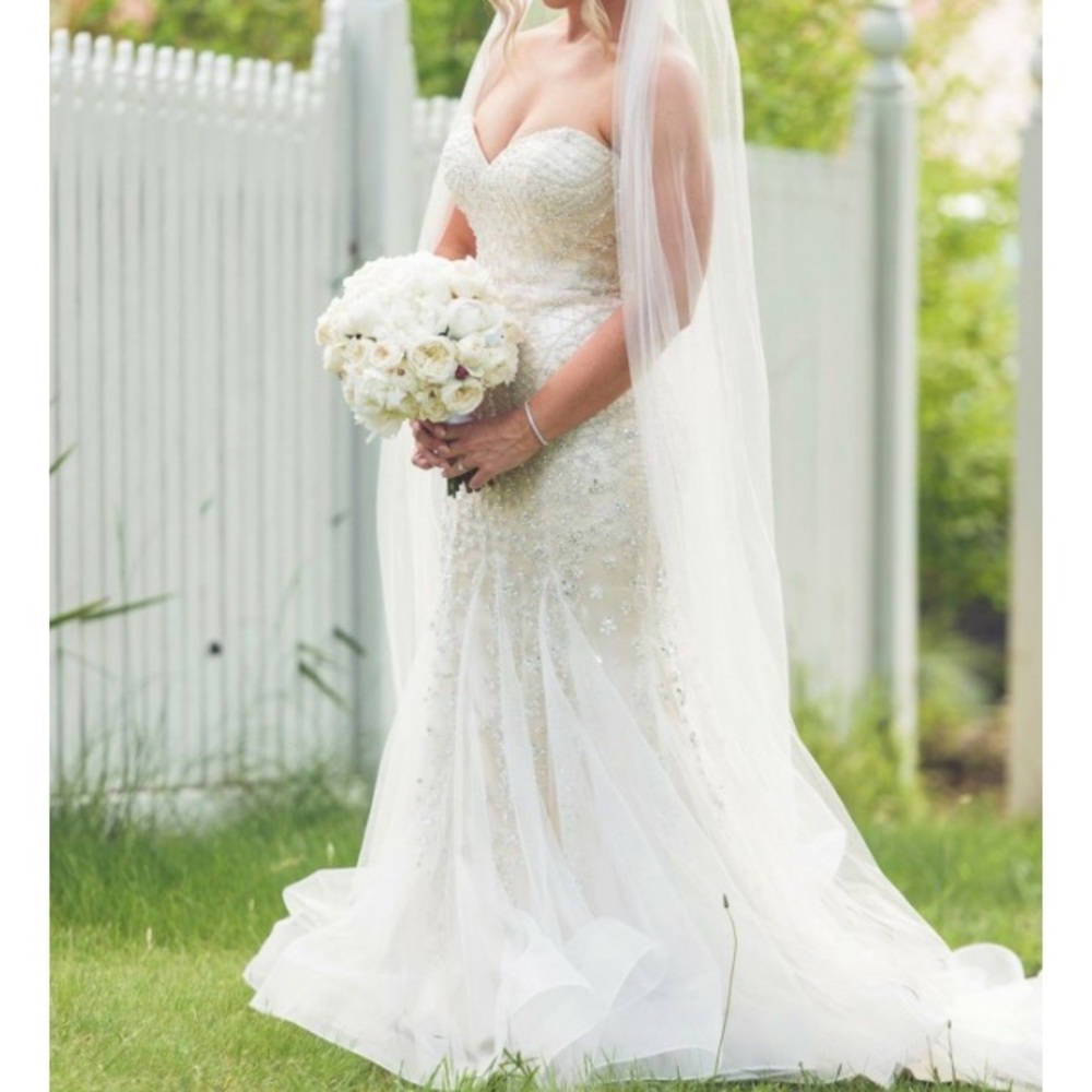 🎉Host pick🎉 Fiore Couture Australia wedding gown