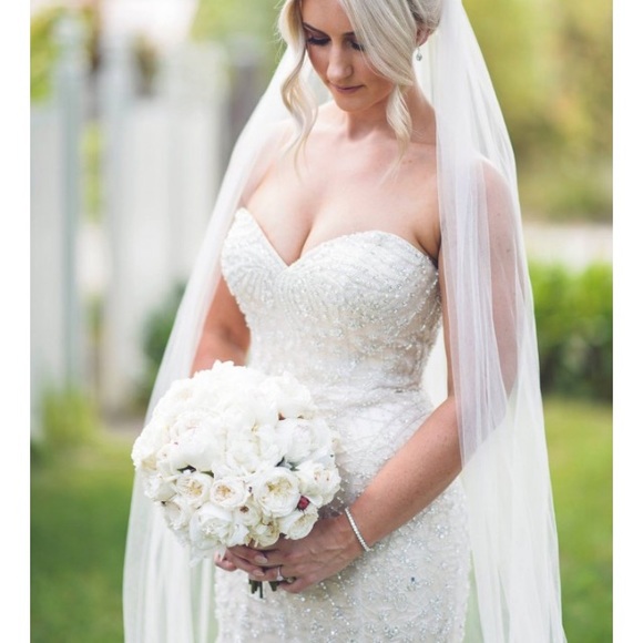 🎉Host pick🎉 Fiore Couture Australia wedding gown - Picture 5 of 8