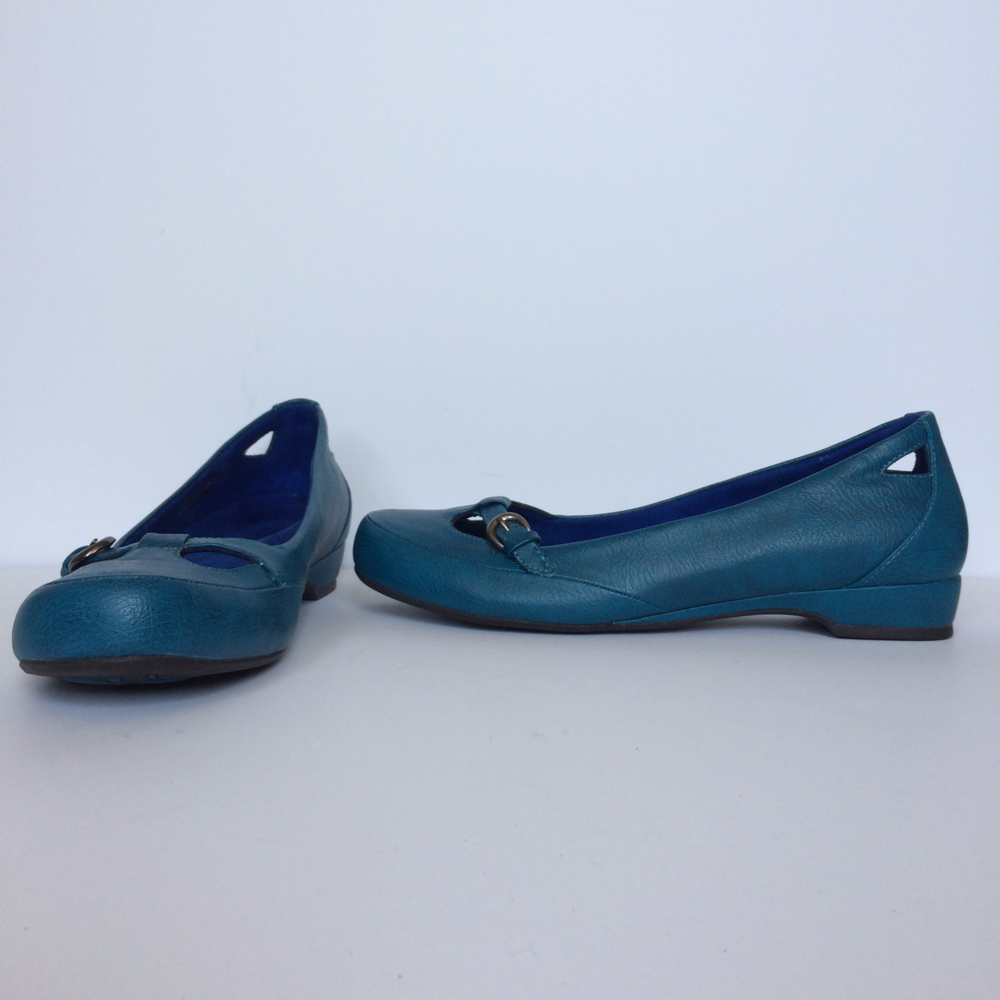 Vionic Orthaheel, Blue Flats