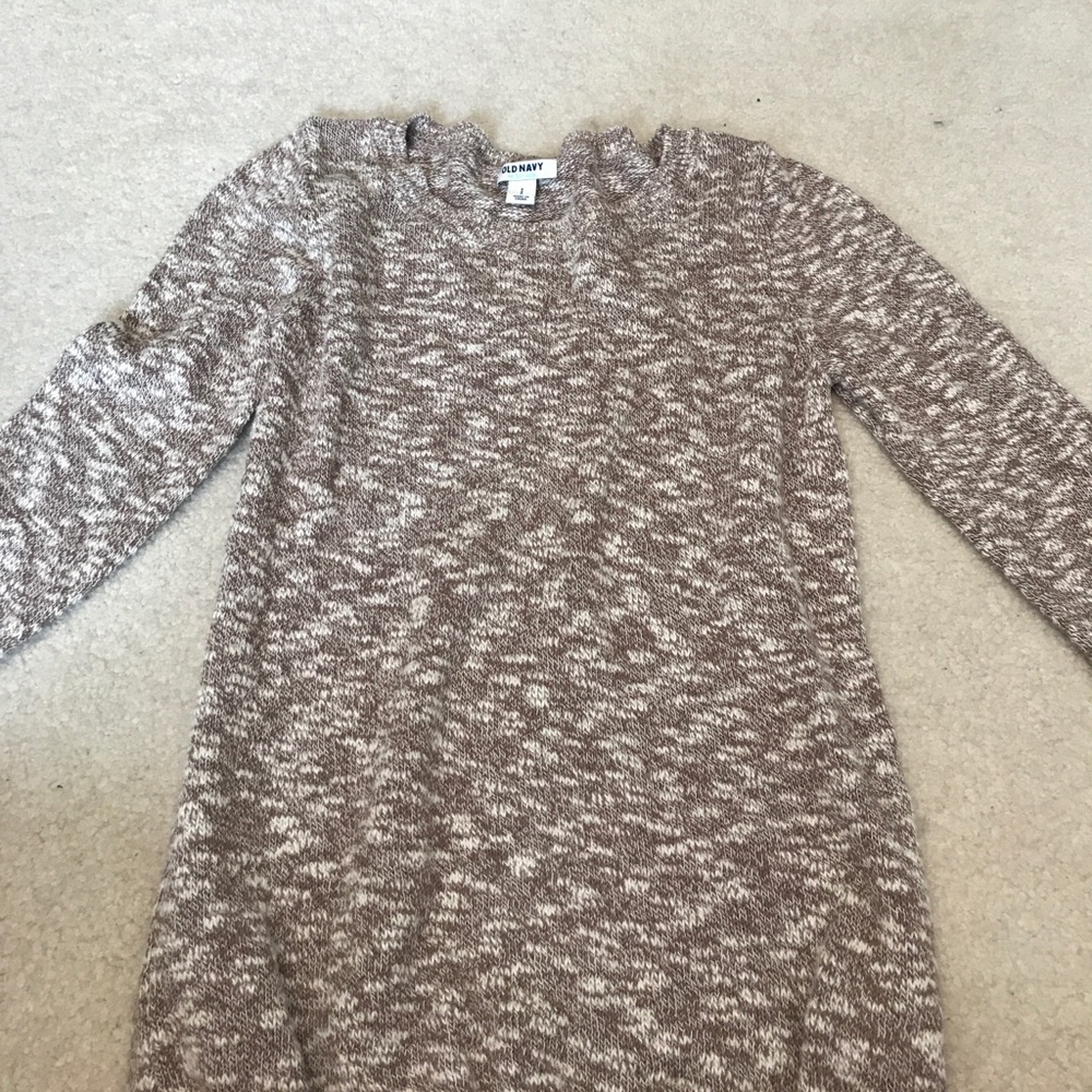 Small Creme Old Navy Sweater