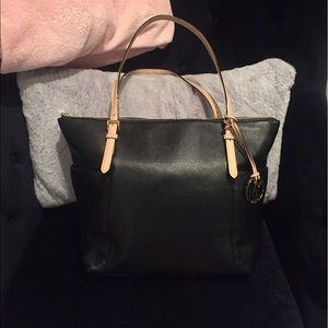 NWOT Black Michael Kors tote