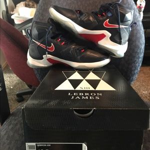 Lebron 13 USA High