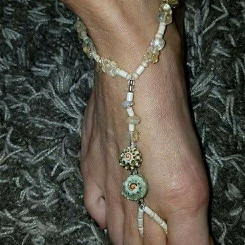 Barefoot sandals