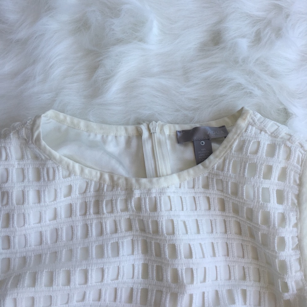 Aqua crop top - Picture 2 of 5