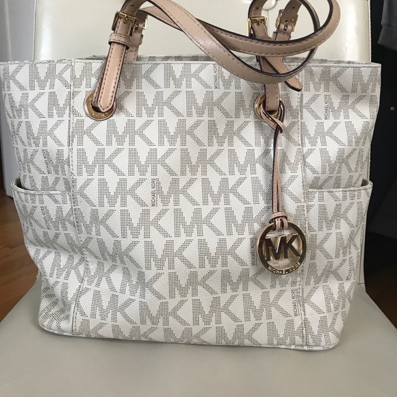 Michael Kors Jet Set tote - Picture 1 of 6