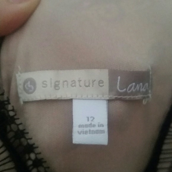 Dress - Picture 2 of 2