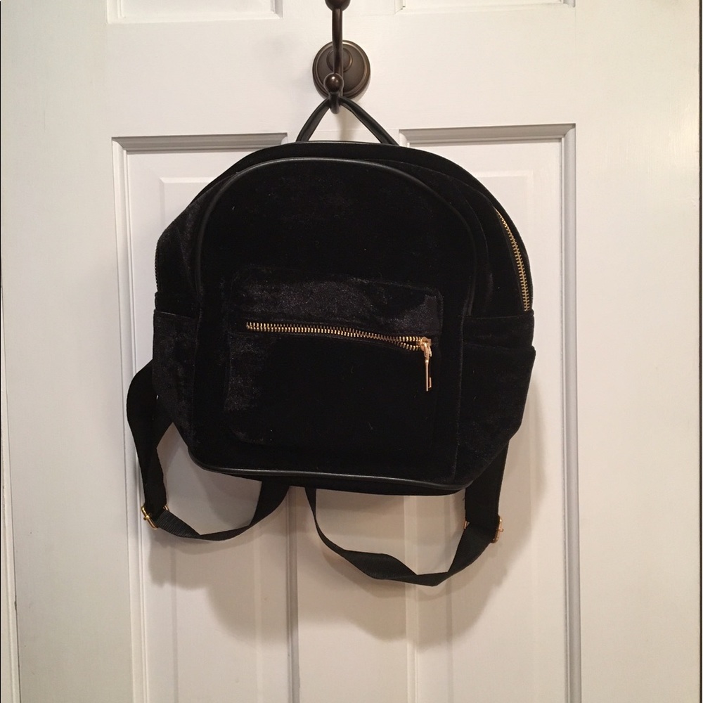 Mini velvet backpack
