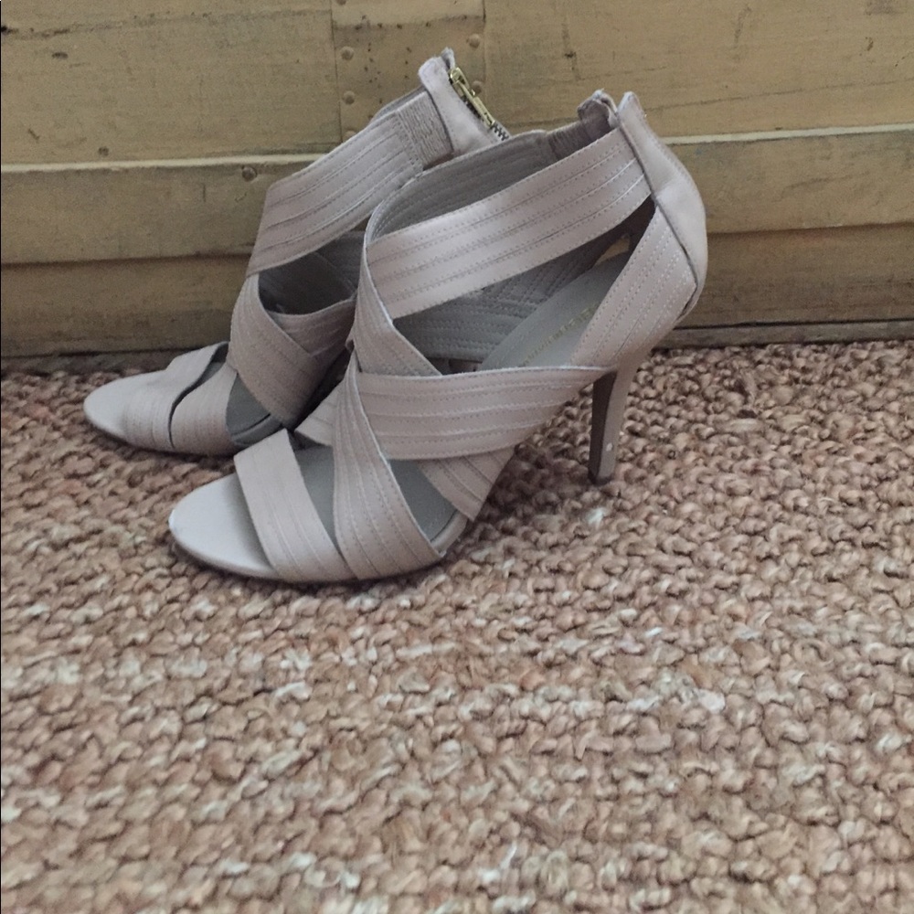 BCBG NUDE LEATHER GLADIATOR HIGH HEEL SANDAL 8.5 9