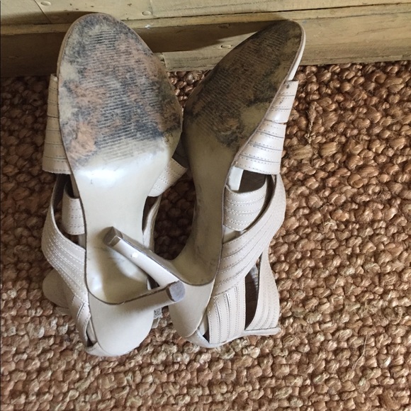 BCBG NUDE LEATHER GLADIATOR HIGH HEEL SANDAL 8.5 9 - Picture 8 of 10