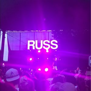 Meet your Posher, Maya