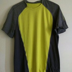 LULULEMON ATHLETIC T SHIRT, M/L