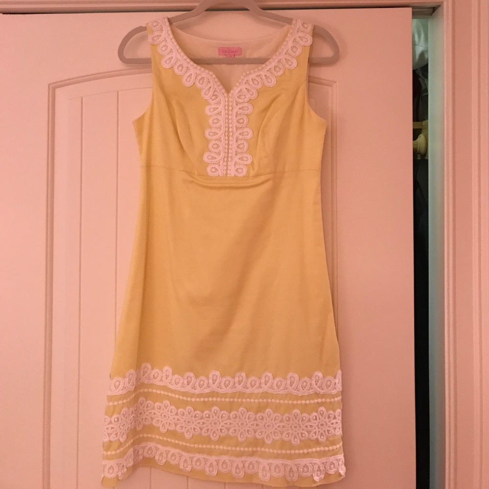 Lilly Pulitzer yellow dress