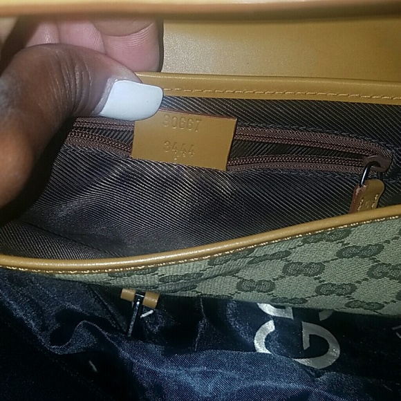Preloved Small authentic Gucci bag - Picture 4 of 4