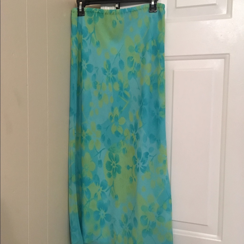 Ladies blue green floral skirt