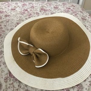 Beach hat