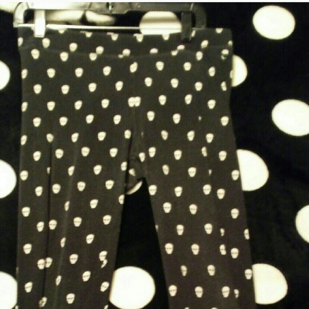Vs pink skull leggings