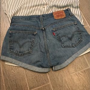 Levi high waist shorts