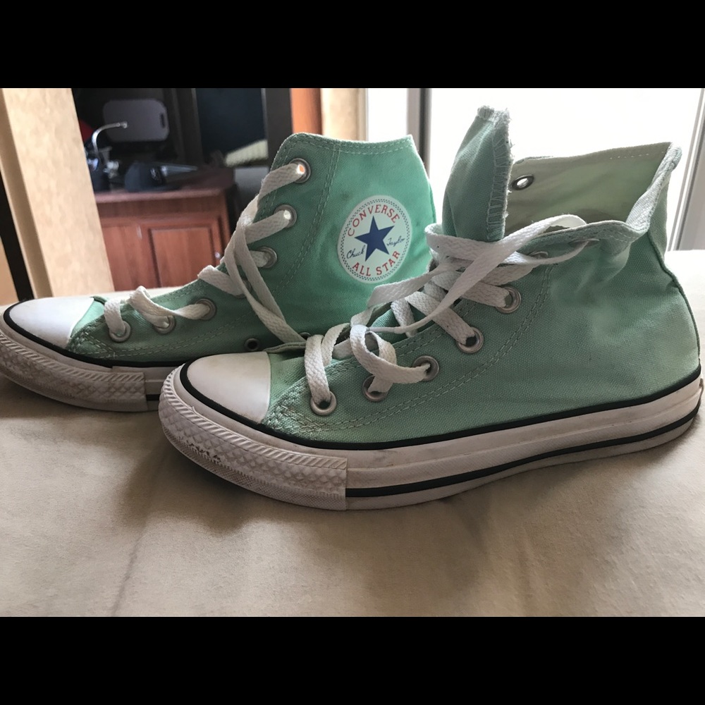 Mint Converse