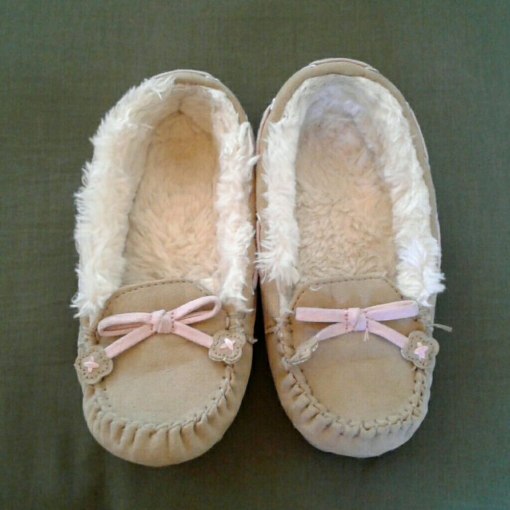 DONATED- Girls' Tan Slippers
