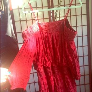 ❤️Super cute red off the shoulder romper ❤️
