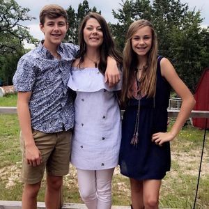 Meet your Posher, Lori