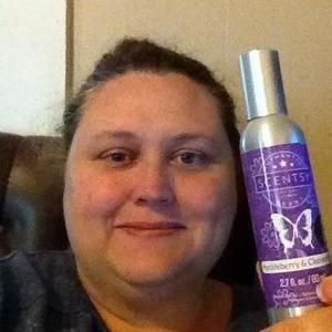 Meet your Posher, Christy