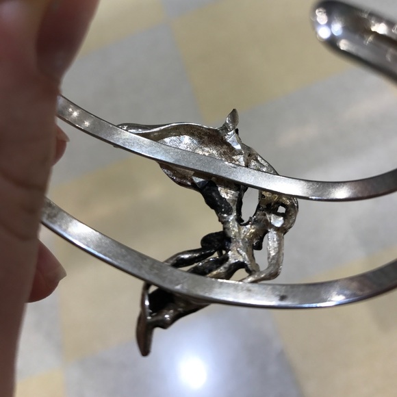 Sterling silver horsehead cuff bracelet worth $250 - Picture 5 of 6