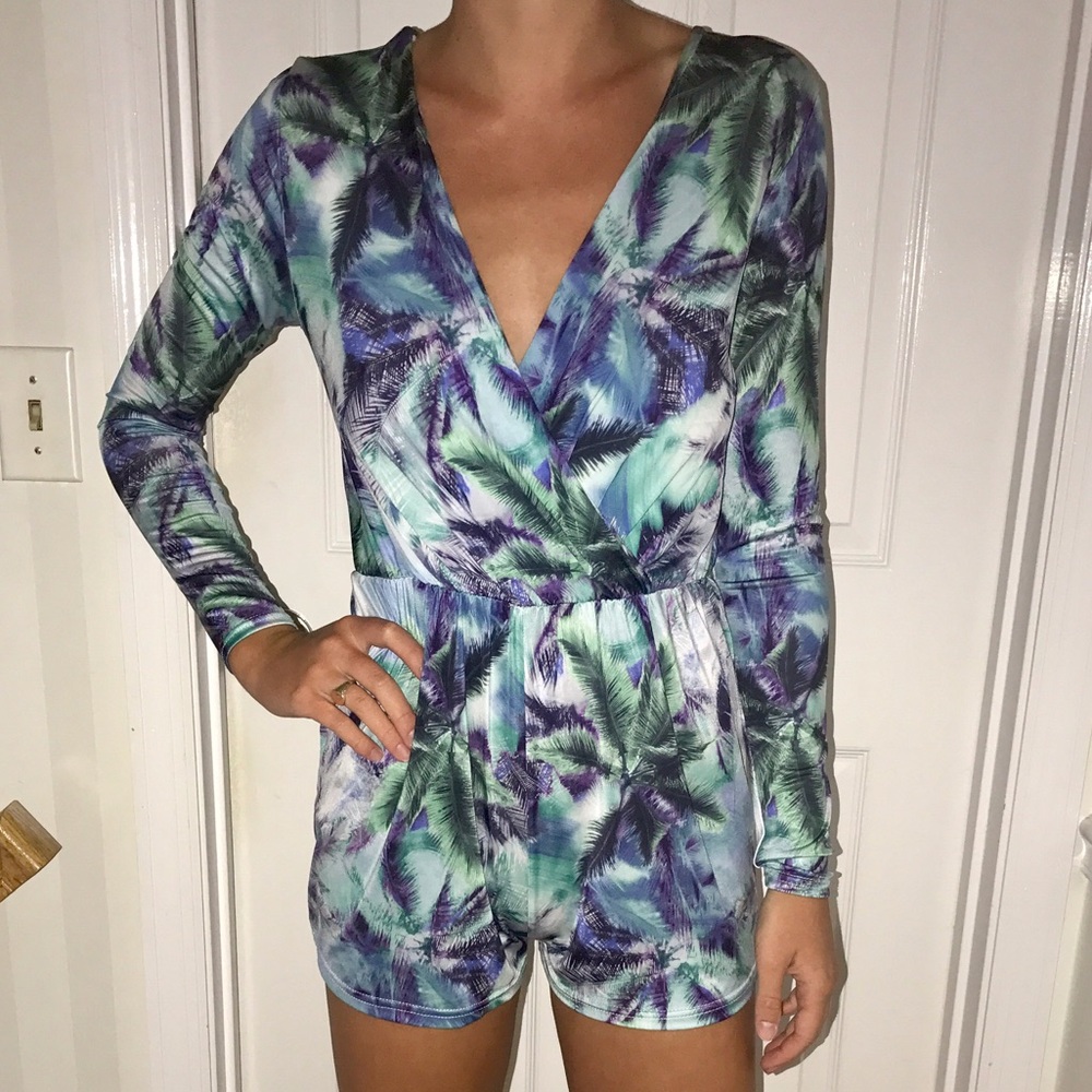 BOOHOO palm-leaf romper