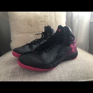 Under Armour Girls Basketball Sneakers