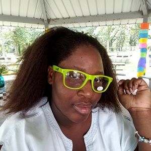 Meet your Posher, Erika