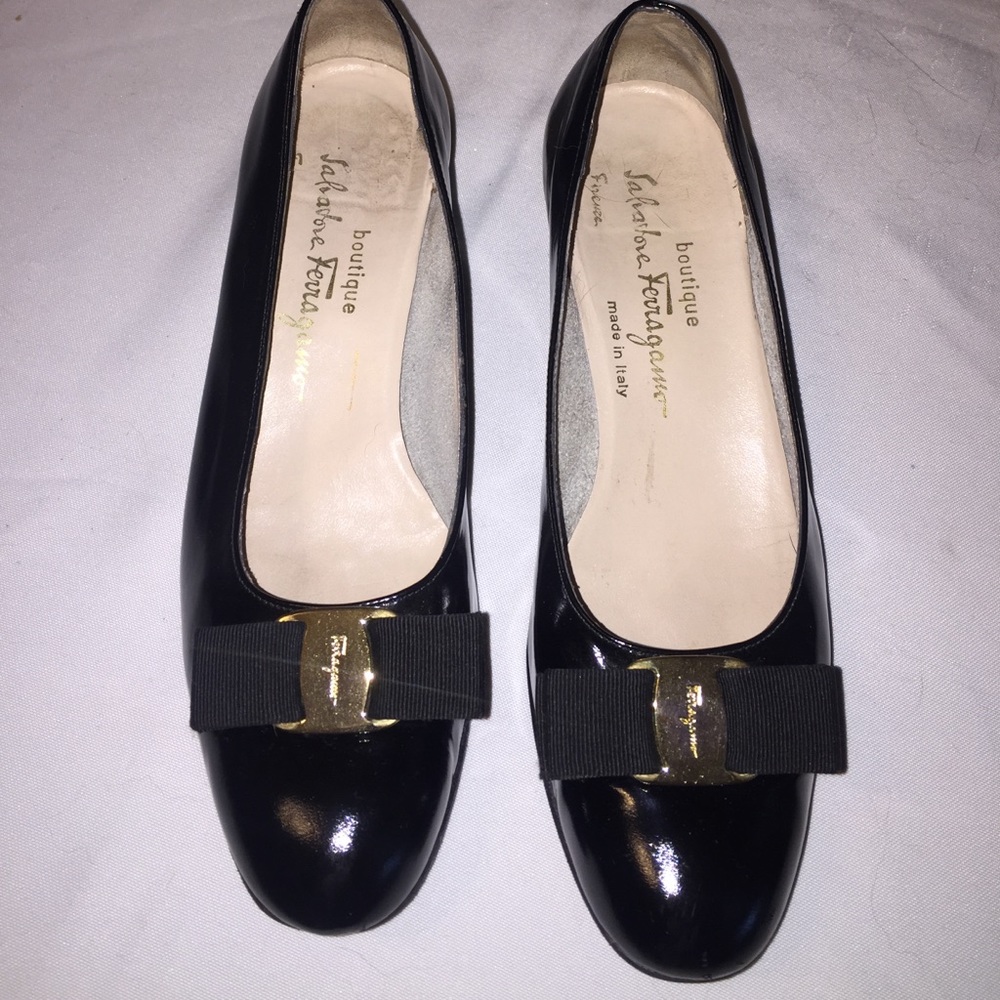 Salvatore Ferragamo black bow shoes
