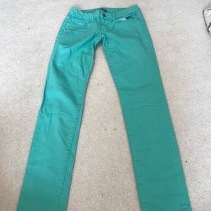 Size 2 Mint American Eagle Skinny Jeans