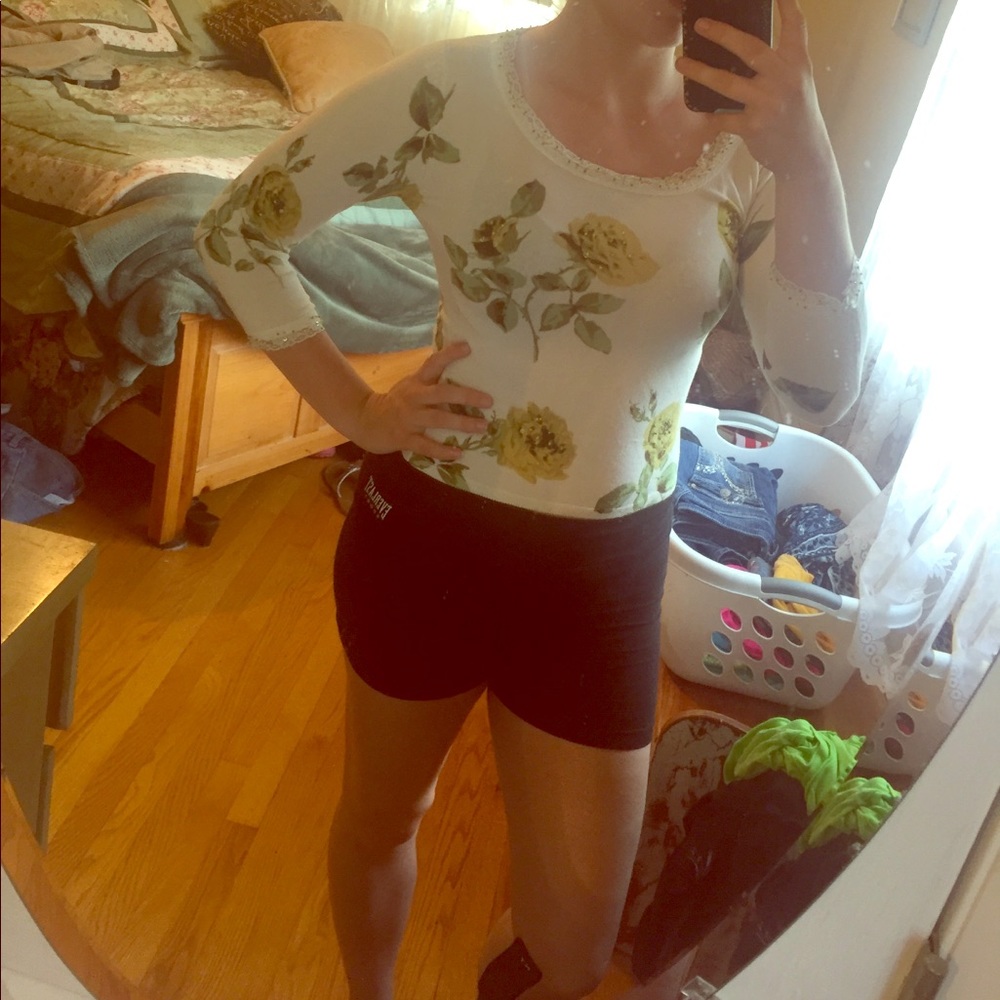 3/4 Sleeve Blouse with flowers