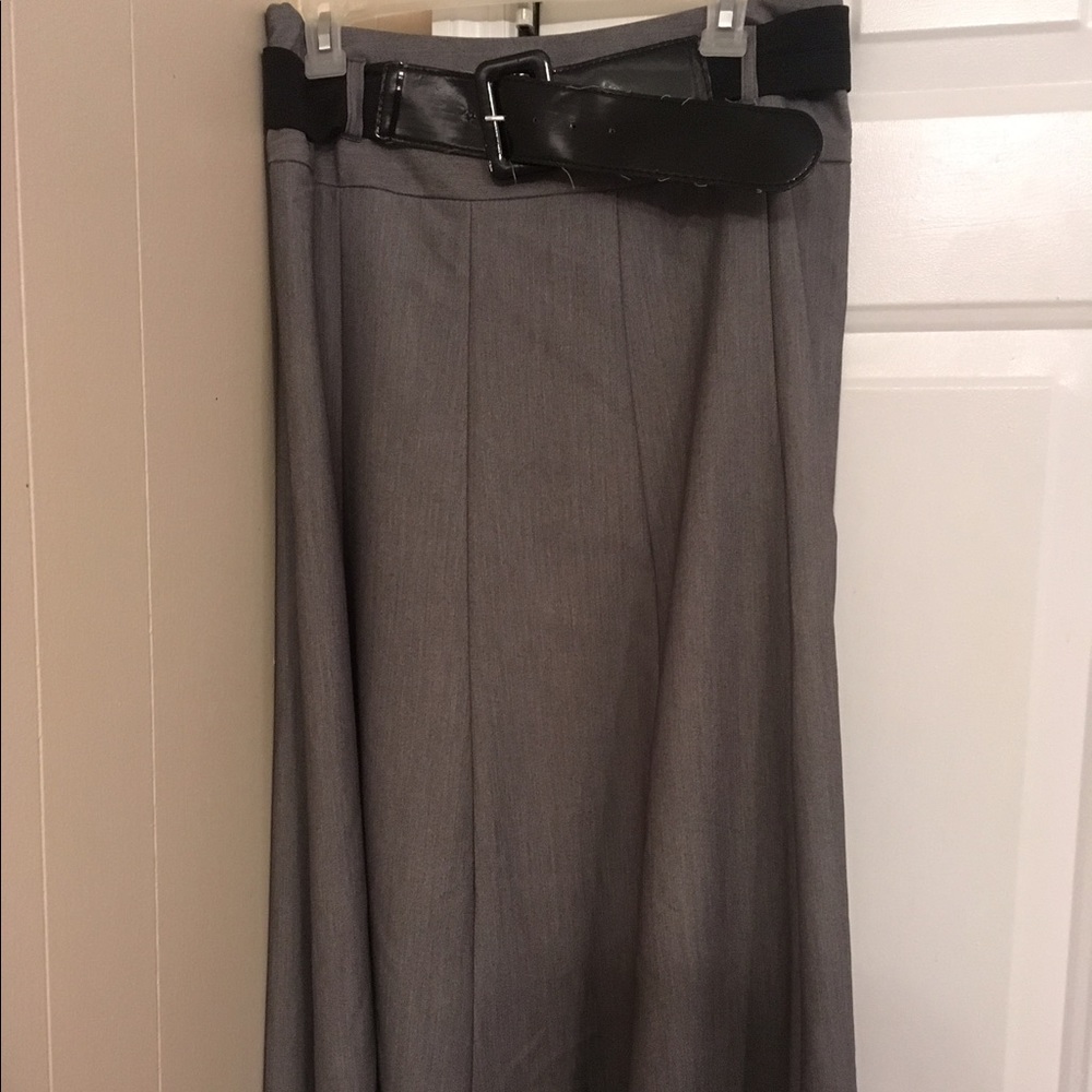 Ladies full length skirt with belt