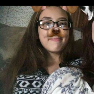 Meet your Posher, Shelby