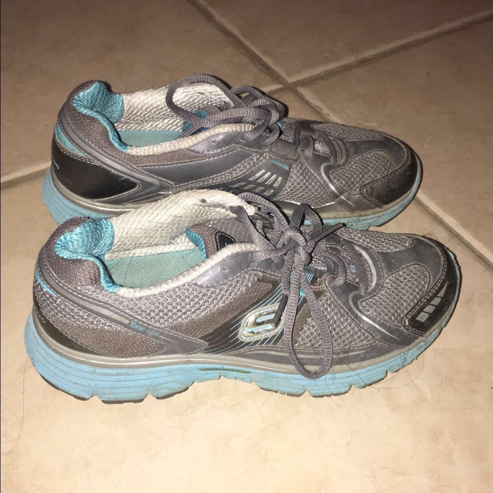 Skechers