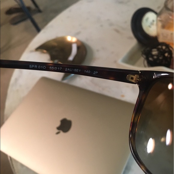 Prada sunglasses w/case - Picture 3 of 4