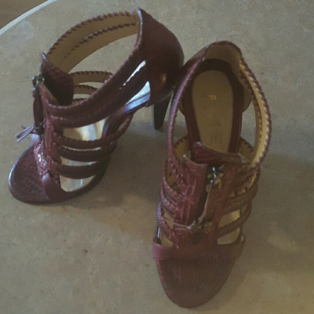 L.A.M.B. snakeskin stiletto burgundy