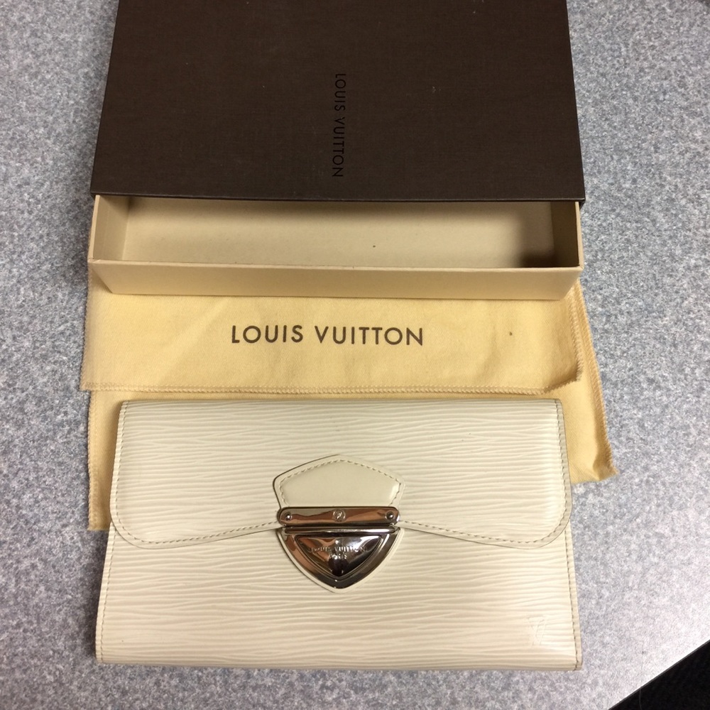 Louis Vuitton wallet