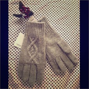 NWT Gap wool smartphone gloves