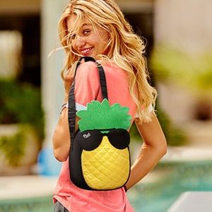 Victoria Secret pineapple lunch/cooler bag