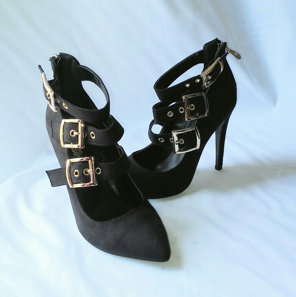 Suede heels sz7