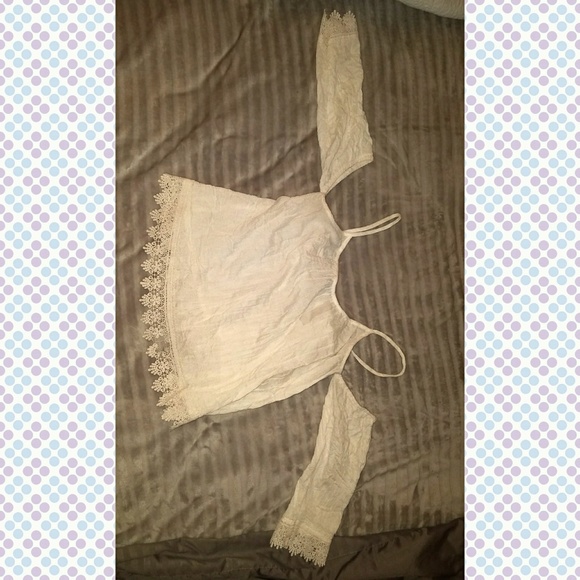 Off the shoulder white knit shirt - Picture 2 of 2