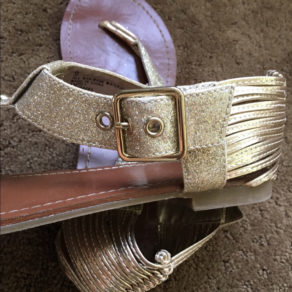 Gold sandals - Picture 3 of 4