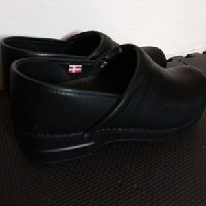 Women's Sanita Clogs