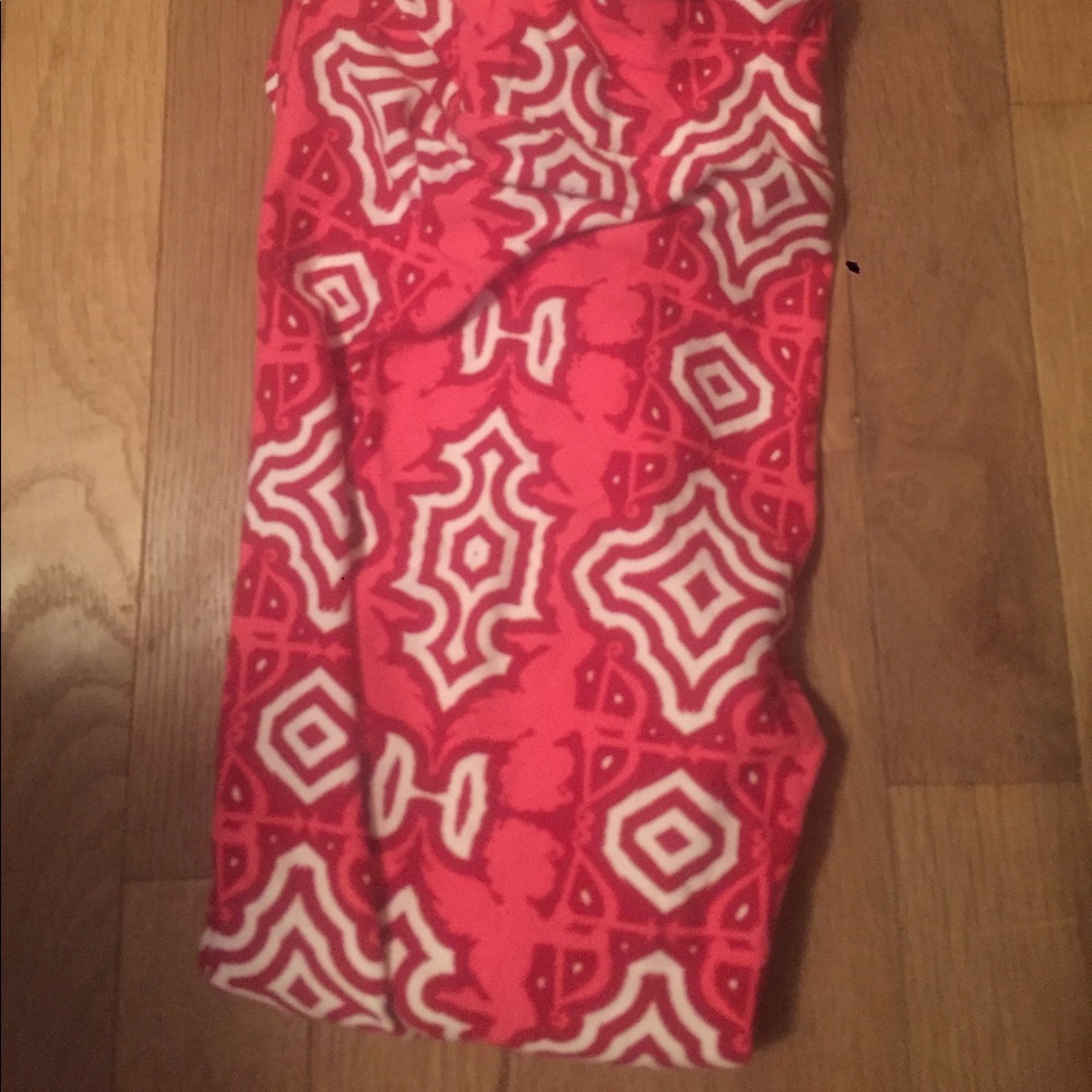 Lularoue OS leggings