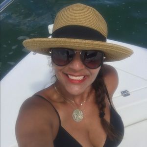 Meet your Posher, Judith