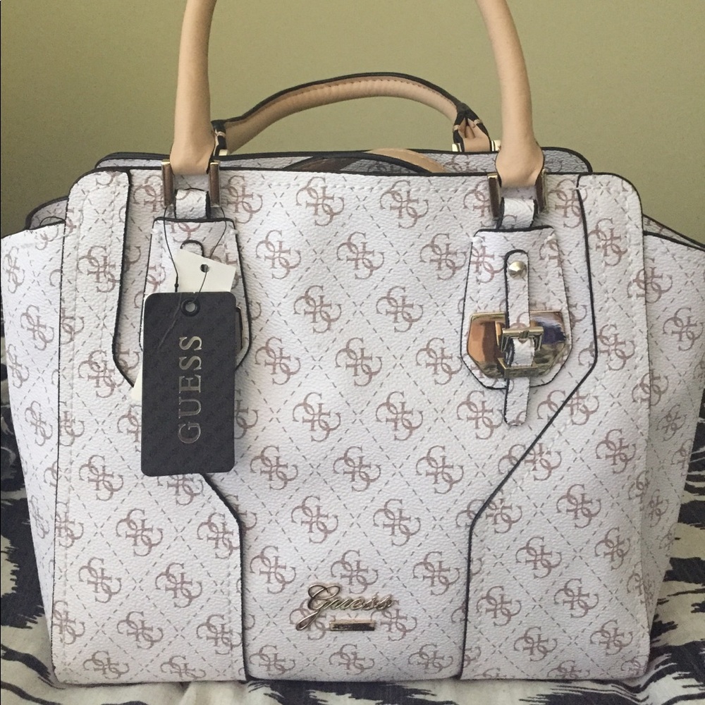 Brand new shoulder bag by Guess