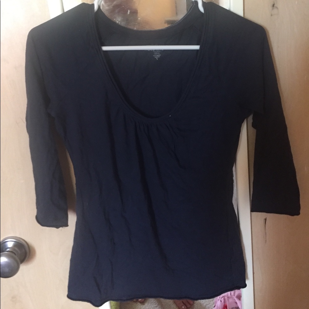 Old navy three quarter sleeve size small