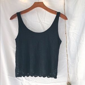 Black crop top!